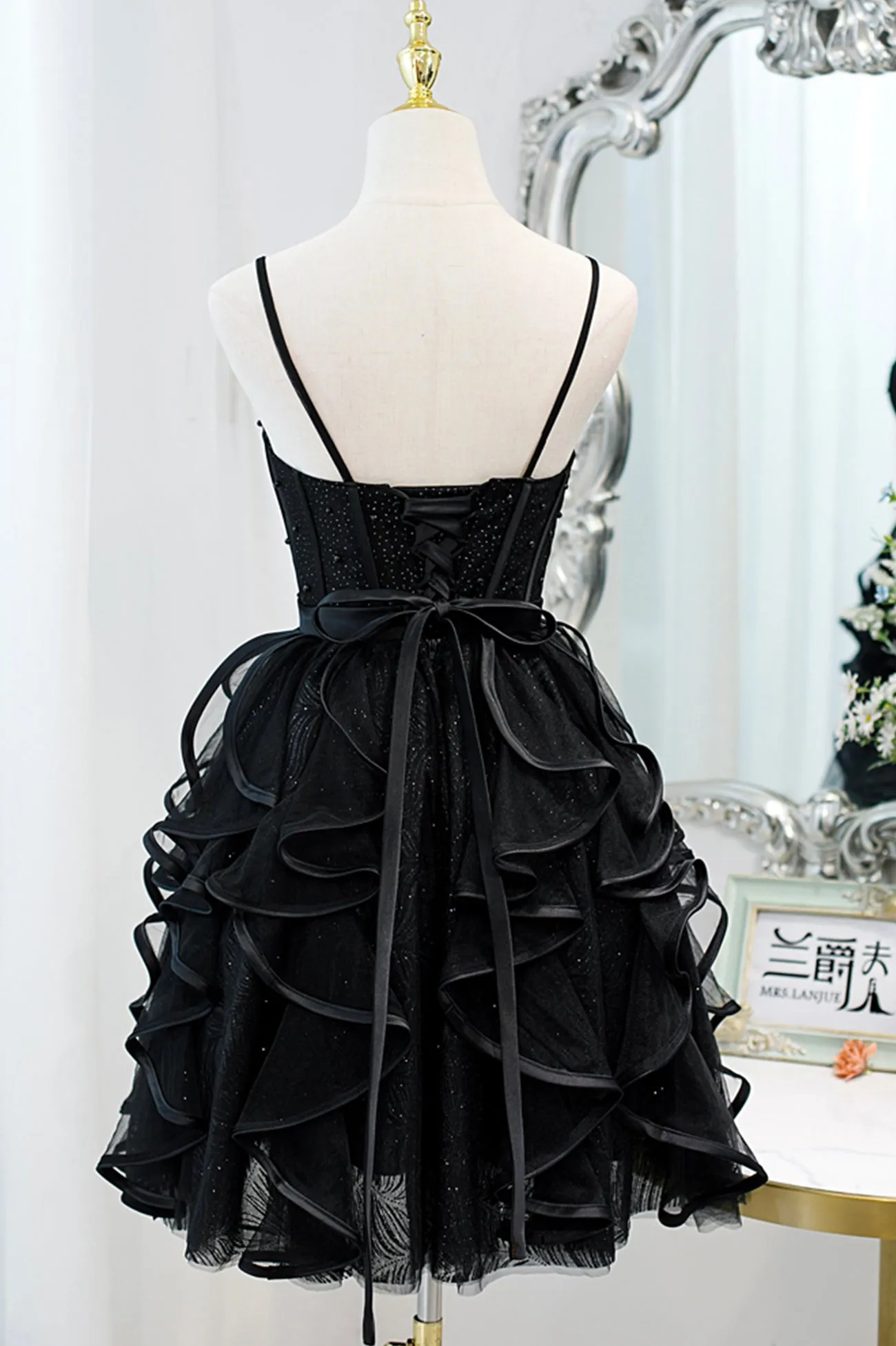 A-Line Spaghetti Strap Tulle Short Homecoming Dress