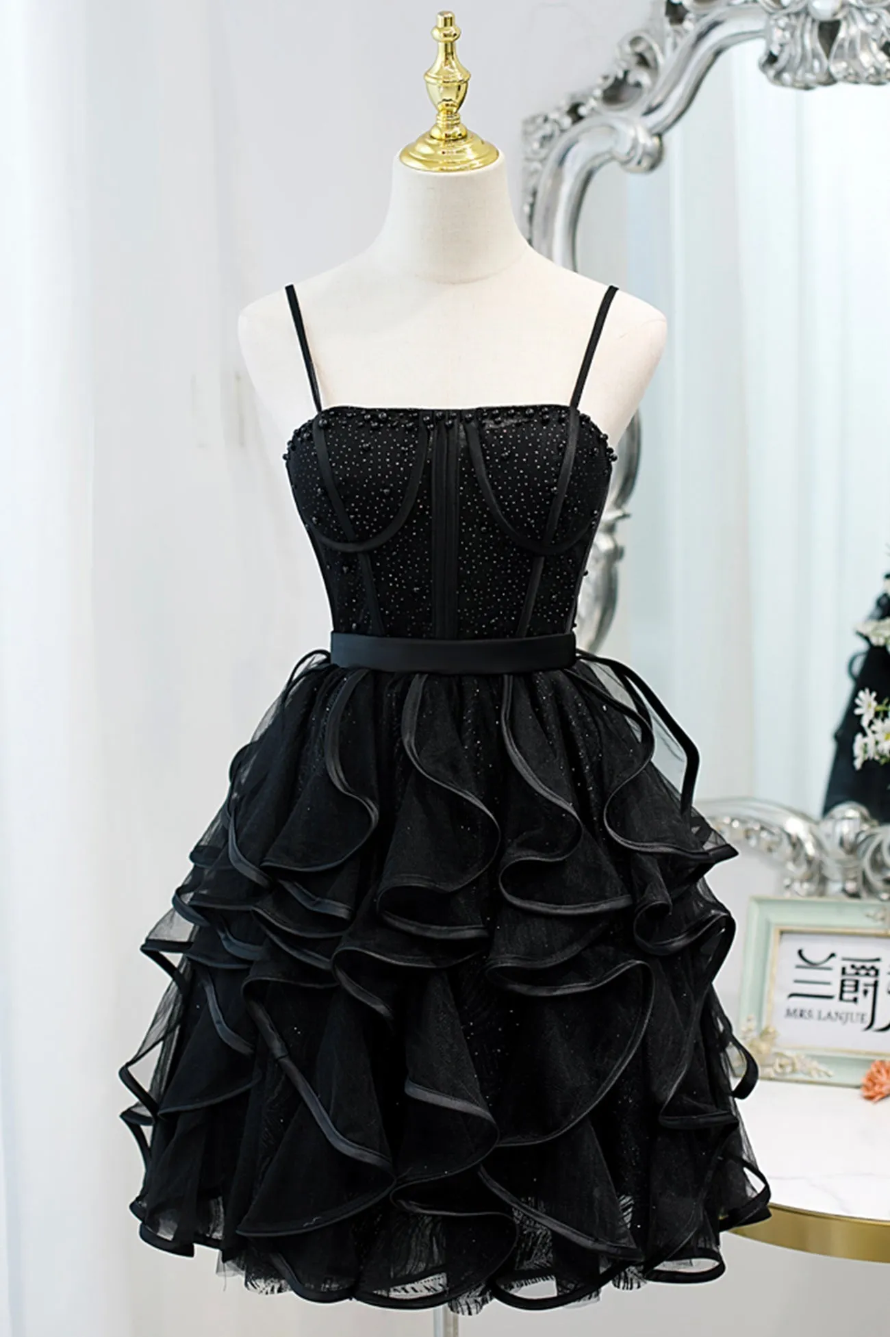 A-Line Spaghetti Strap Tulle Short Homecoming Dress