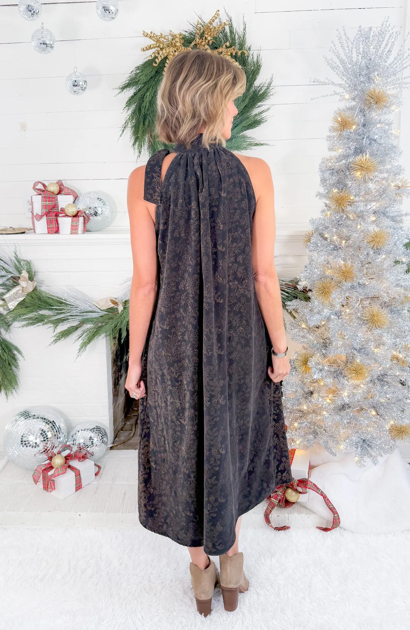 Belle Gatsby Black Velvet Maxi Dress