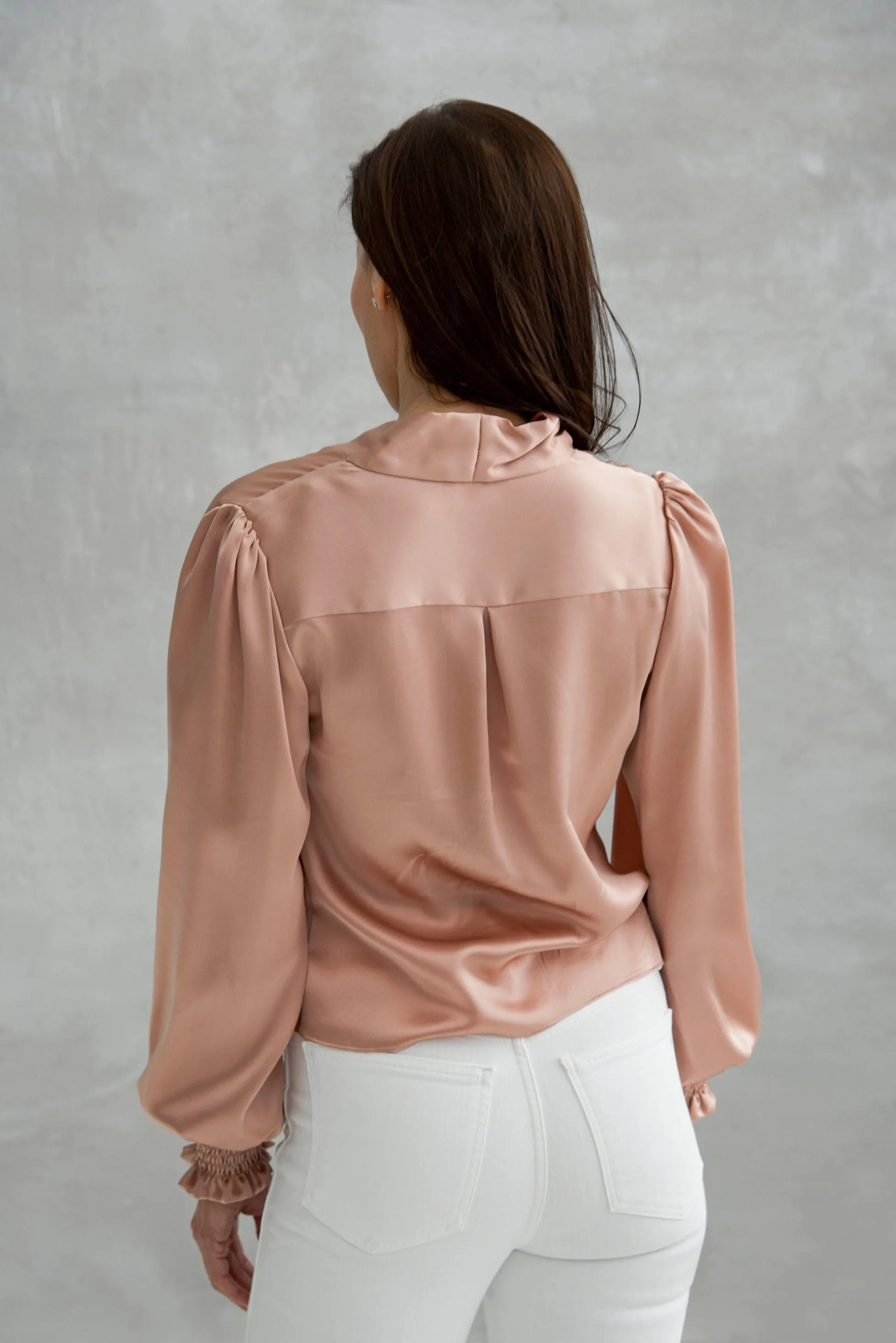 Blouse in Silk Charmeuse