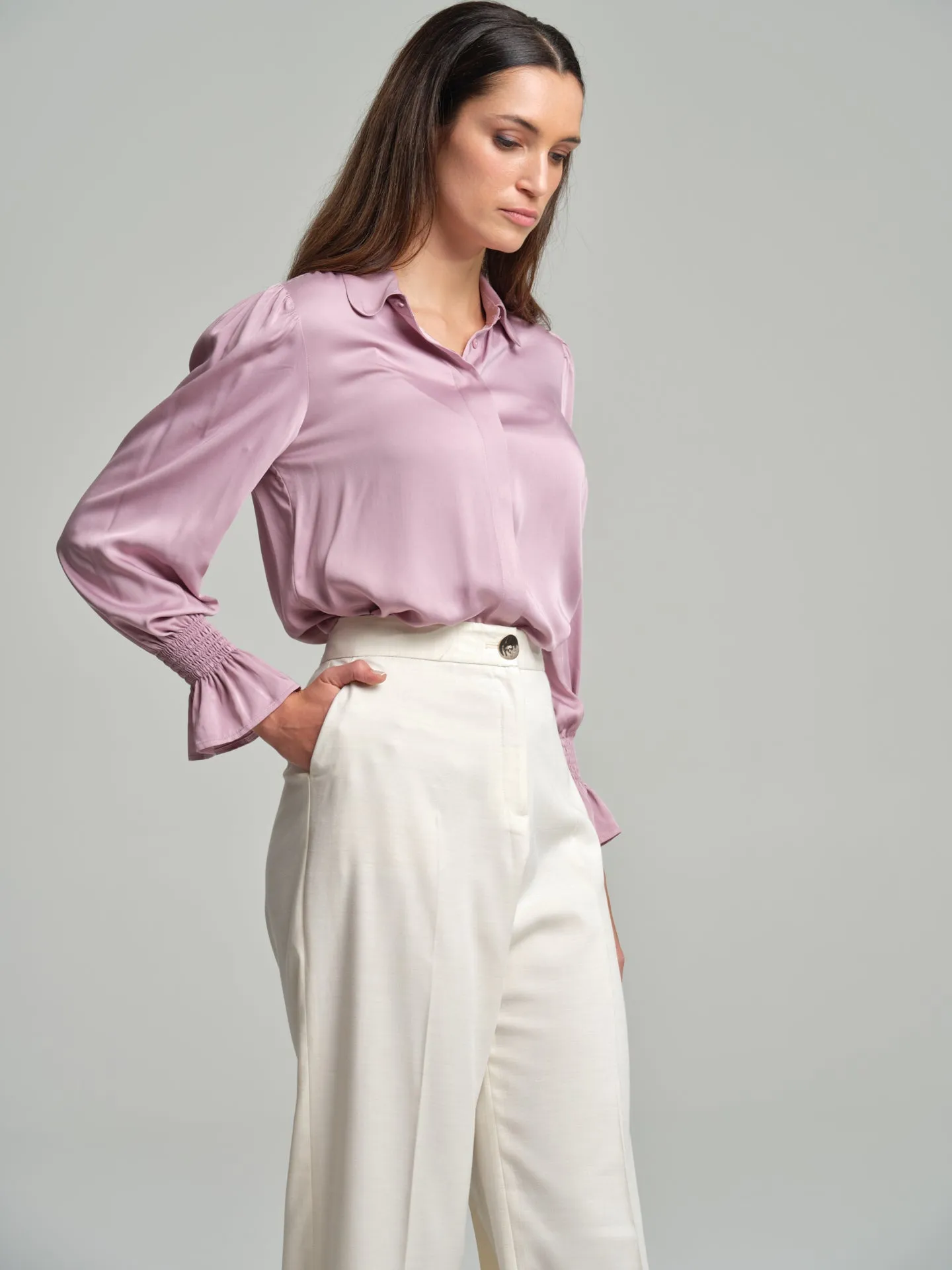 Shirt blouse with smock sleeves